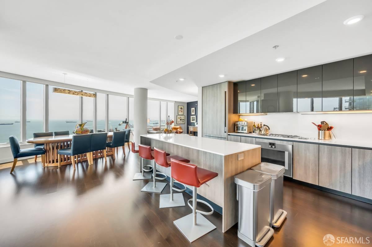 338 Main Street 32B