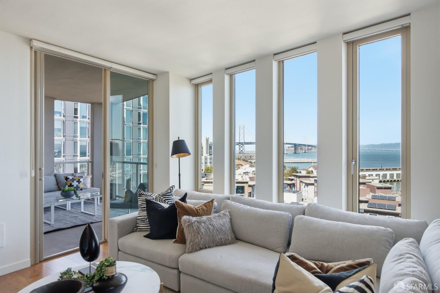 88 King Street 1005, San Francisco CA 94107