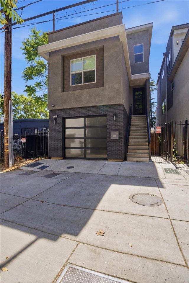 1814 Powerhouse Alley, Sacramento
