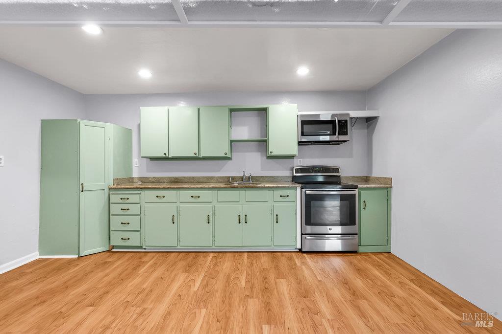 Bodega Bay, California 94923, United States, 3 Bedrooms Bedrooms, ,3 BathroomsBathrooms,Residential,Active,145416