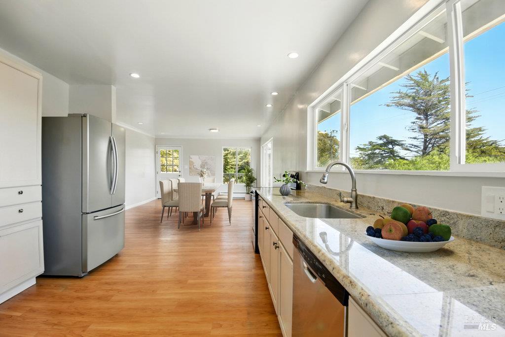 Bodega Bay, California 94923, United States, 3 Bedrooms Bedrooms, ,3 BathroomsBathrooms,Residential,Active,145416