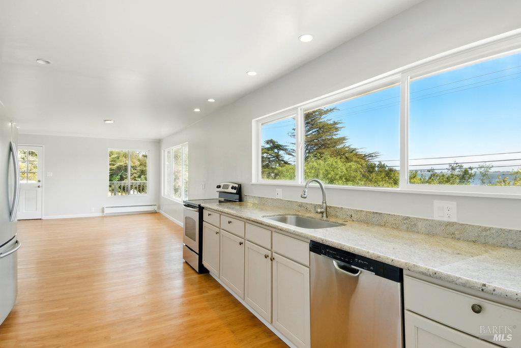 Bodega Bay, California 94923, United States, 3 Bedrooms Bedrooms, ,3 BathroomsBathrooms,Residential,Active,145416