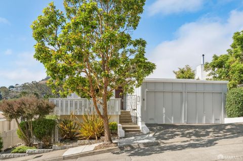 8 Turquoise Way, San Francisco, CA 94131 - #: 423910835