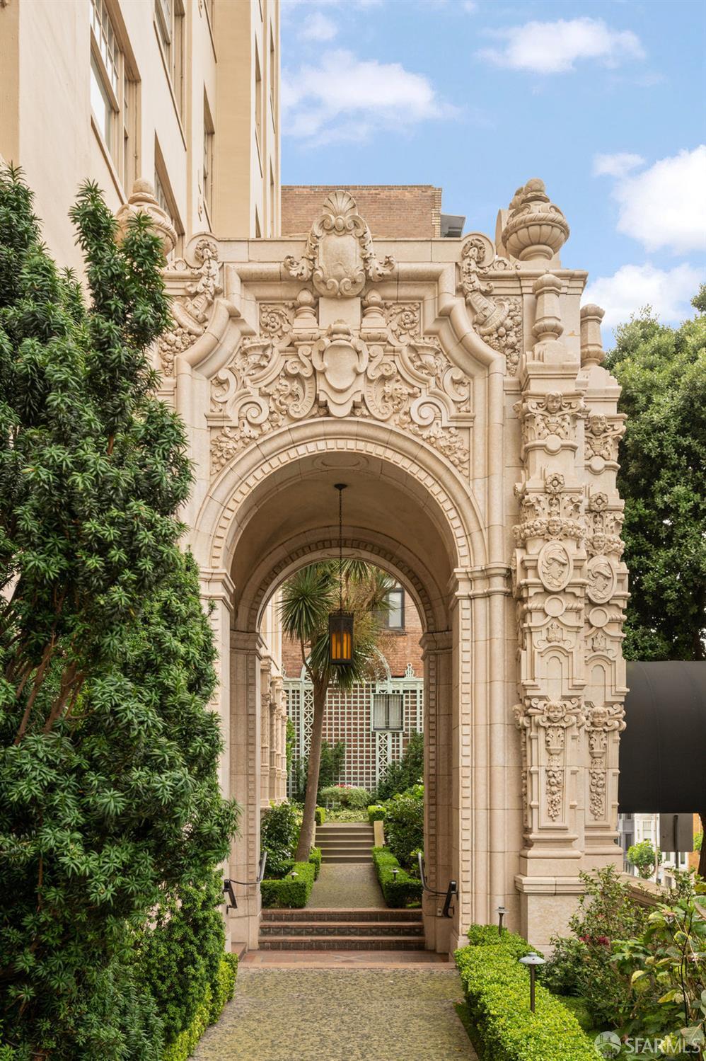 1201 California Street 502