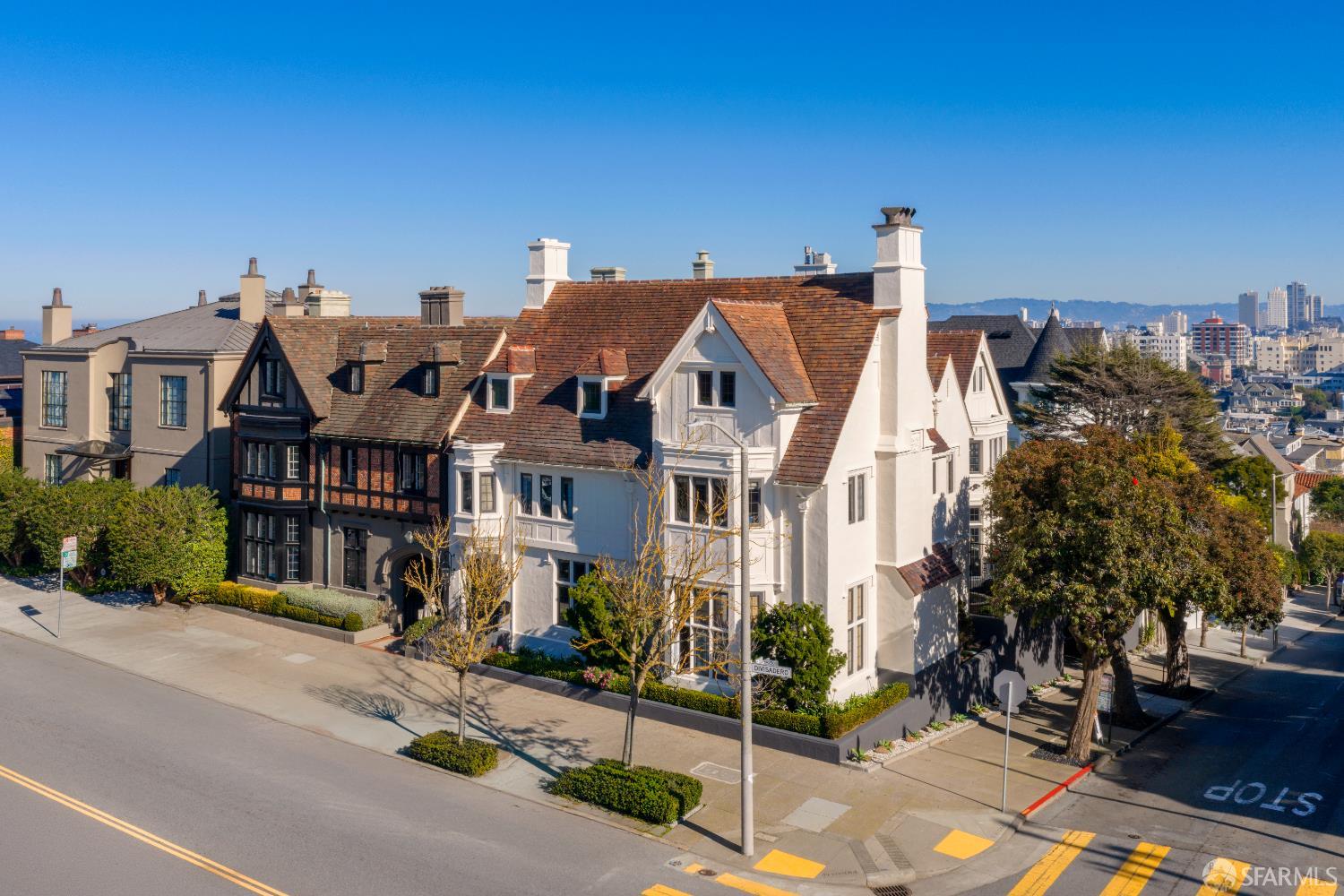 2500 Divisadero Street, San Francisco CA 94115