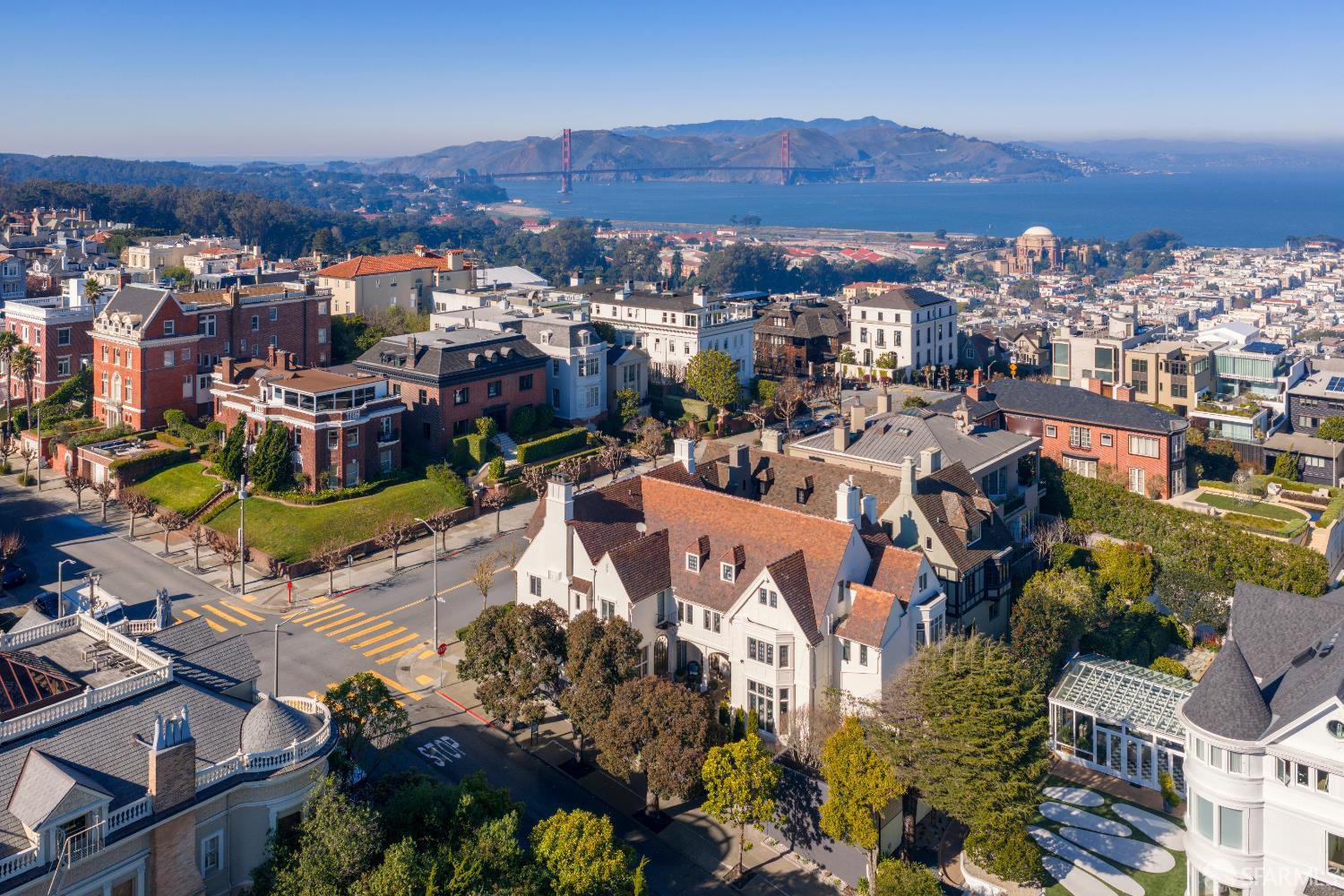 2500 Divisadero Street