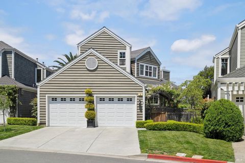 Property photo of 39 Creek View Circle, Larkspur, CA 94939