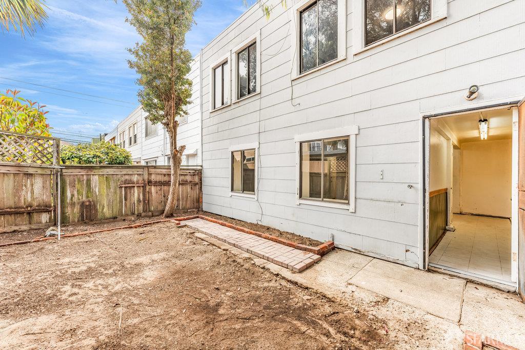 San Francisco, California 94112, United States, 2 Bedrooms Bedrooms, ,2 BathroomsBathrooms,Residential,Active,174918