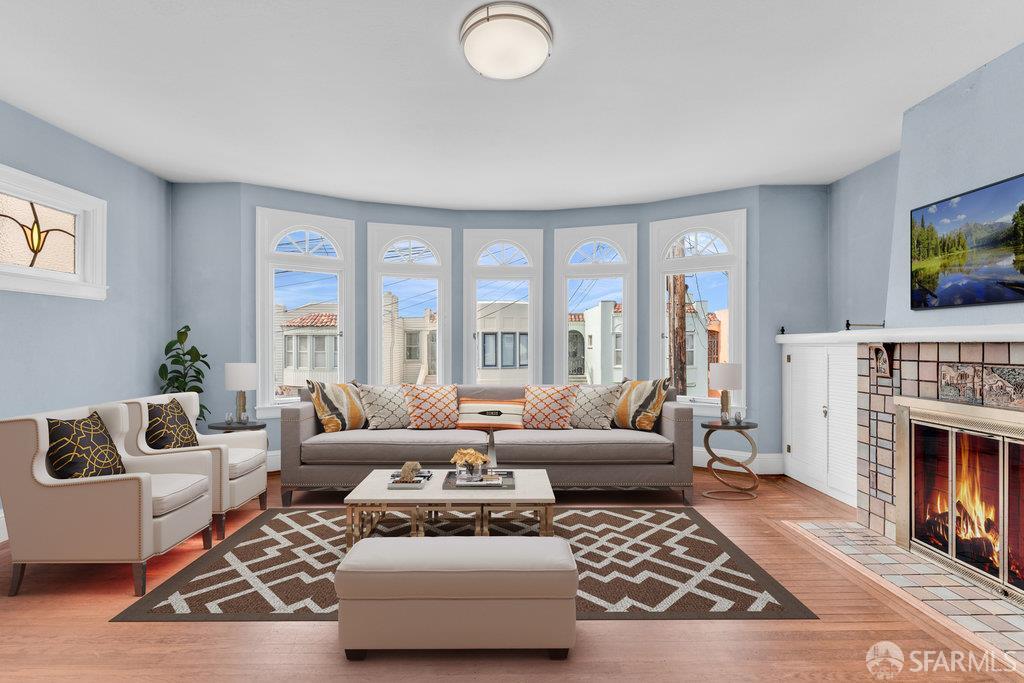 San Francisco, California 94112, United States, 2 Bedrooms Bedrooms, ,2 BathroomsBathrooms,Residential,Active,174918