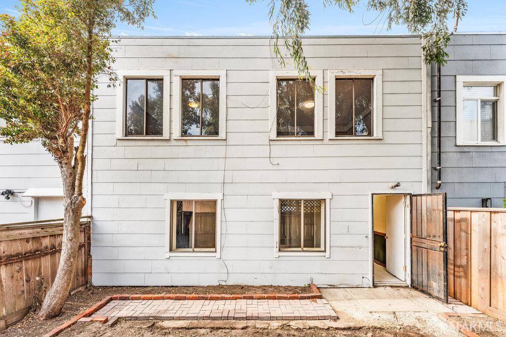 San Francisco, California 94112, United States, 2 Bedrooms Bedrooms, ,2 BathroomsBathrooms,Residential,Active,174918