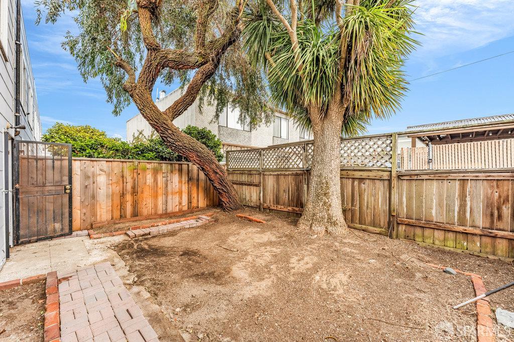 San Francisco, California 94112, United States, 2 Bedrooms Bedrooms, ,2 BathroomsBathrooms,Residential,Active,174918