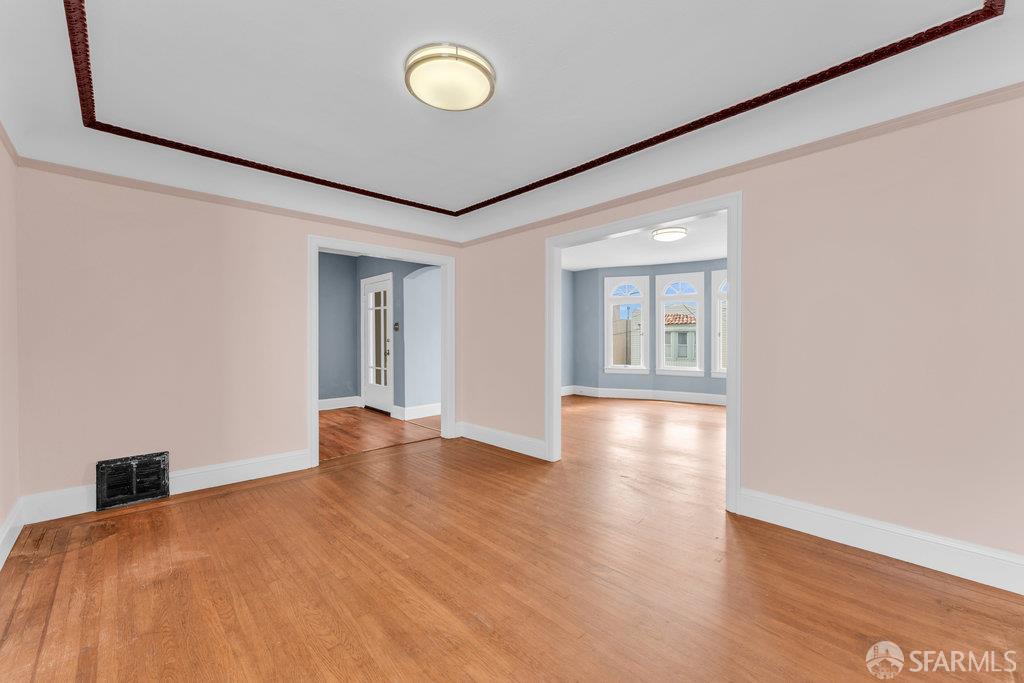 San Francisco, California 94112, United States, 2 Bedrooms Bedrooms, ,2 BathroomsBathrooms,Residential,Active,174918