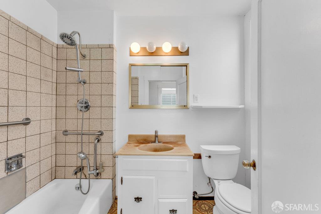 San Francisco, California 94112, United States, 2 Bedrooms Bedrooms, ,2 BathroomsBathrooms,Residential,Active,174918