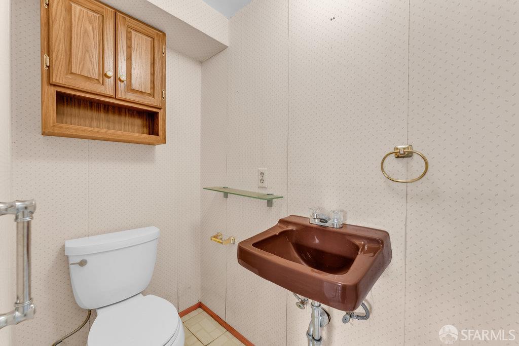 San Francisco, California 94112, United States, 2 Bedrooms Bedrooms, ,2 BathroomsBathrooms,Residential,Active,174918