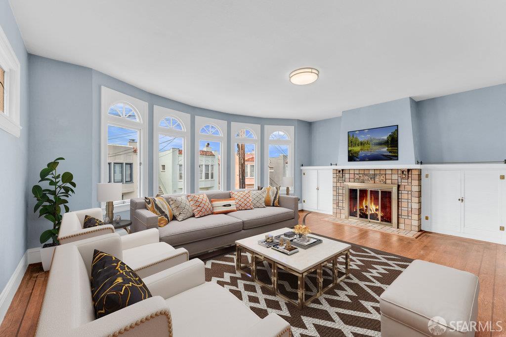 San Francisco, California 94112, United States, 2 Bedrooms Bedrooms, ,2 BathroomsBathrooms,Residential,Active,174918