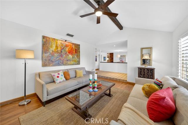 2433 W 3rd