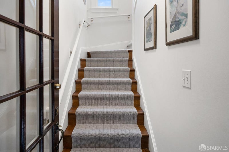 35 Rosemont Place