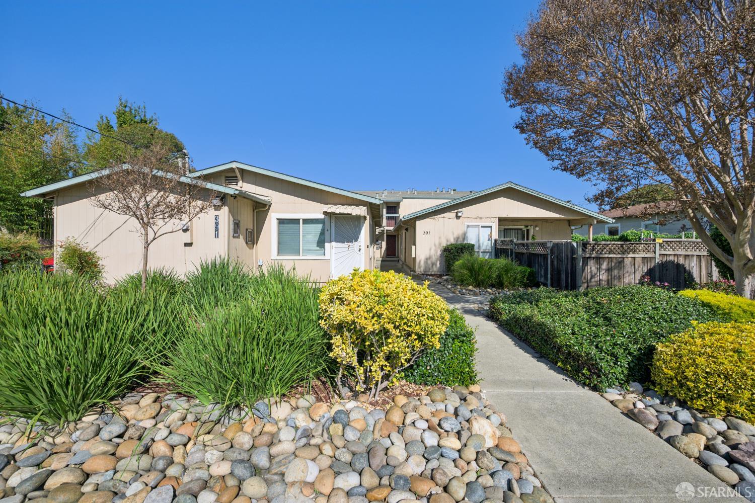 391 Bartlett Avenue