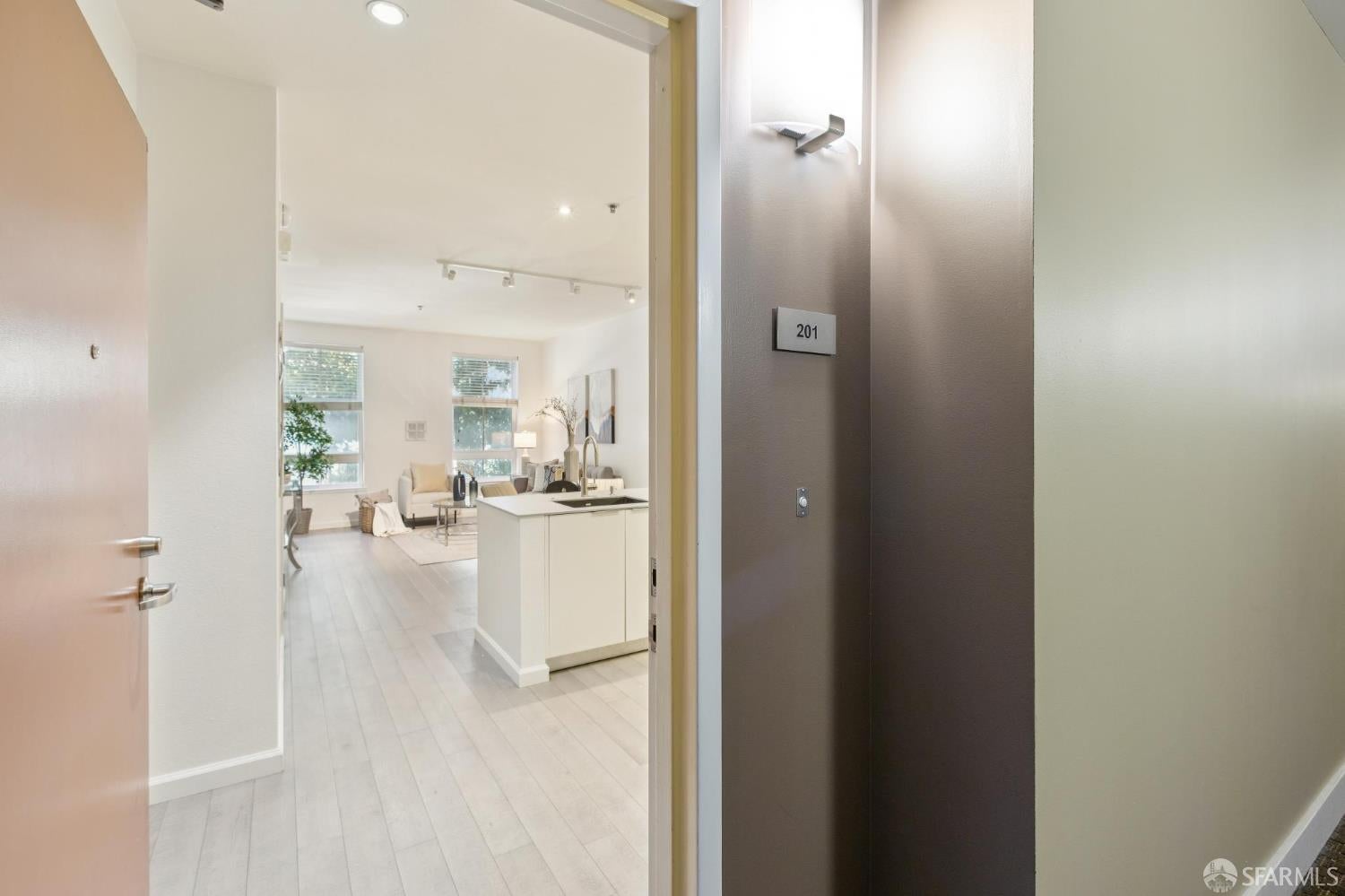 821 Folsom Street 201