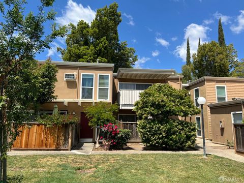 1919 Ygnacio Valley Road Unit 33, Walnut Creek, CA 94598 - #: 425032281