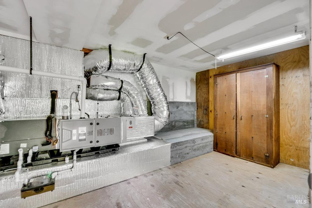 Forestville, California 95436, United States, 1 Bedroom Bedrooms, ,1 BathroomBathrooms,Residential,Pending,121908