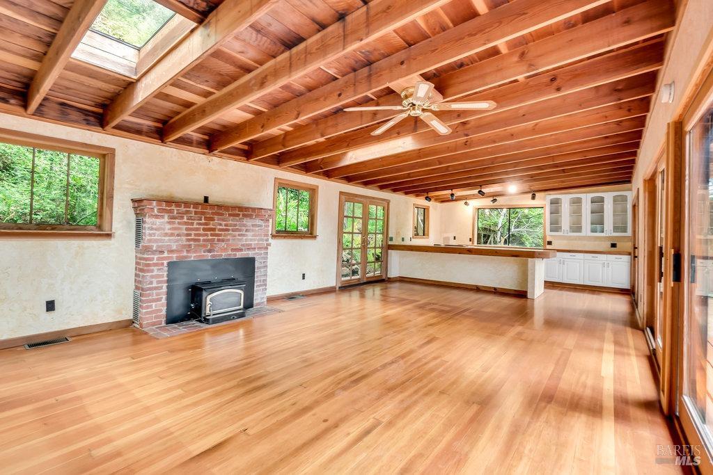 Forestville, California 95436, United States, 1 Bedroom Bedrooms, ,1 BathroomBathrooms,Residential,Pending,121908