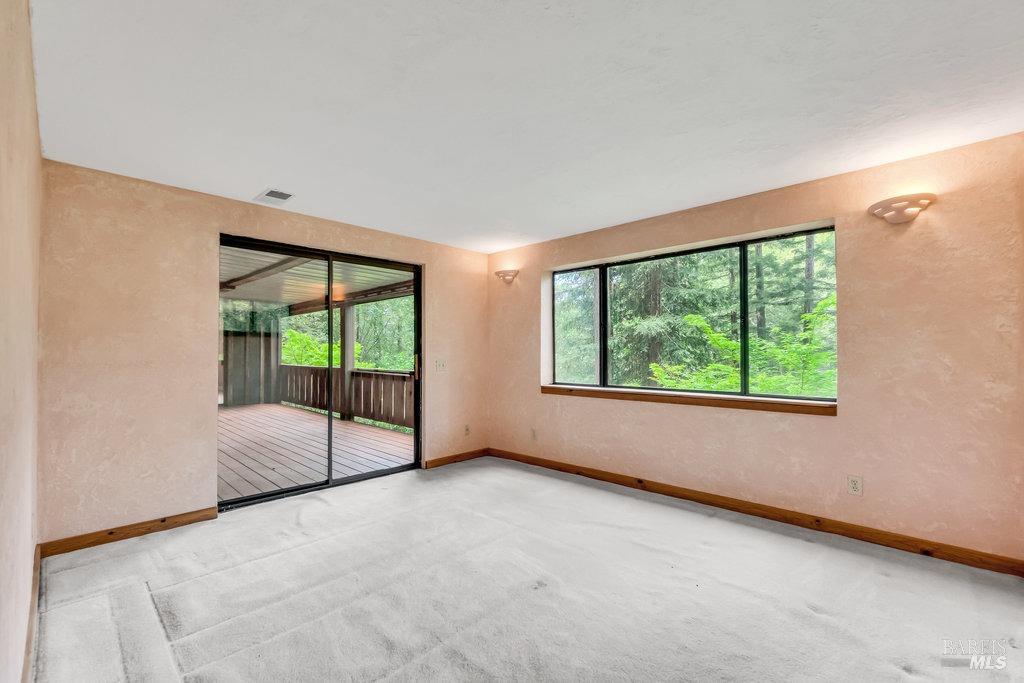 Forestville, California 95436, United States, 1 Bedroom Bedrooms, ,1 BathroomBathrooms,Residential,Pending,121908