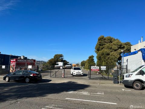 6854 Mission Street, Daly City, CA 94014 - #: 423724311