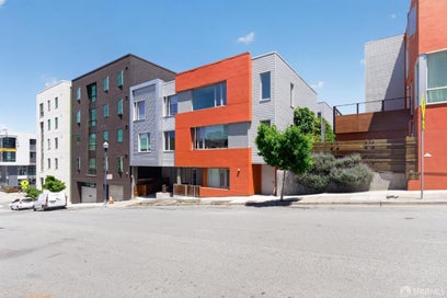 570 Innes Avenue 302 San Francisco CA 94124