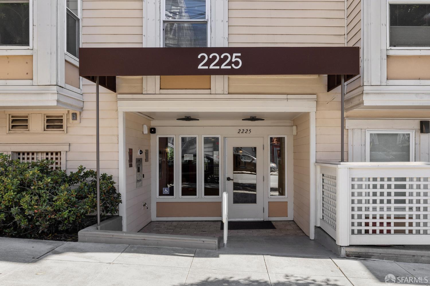 2225 23rd Street 205