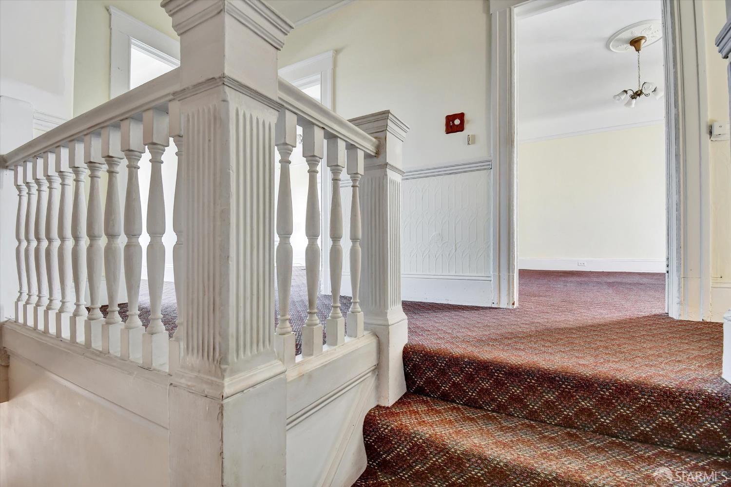 San Francisco, California 94110, United States, 5 Bedrooms Bedrooms, ,2 BathroomsBathrooms,Residential,Active,205147