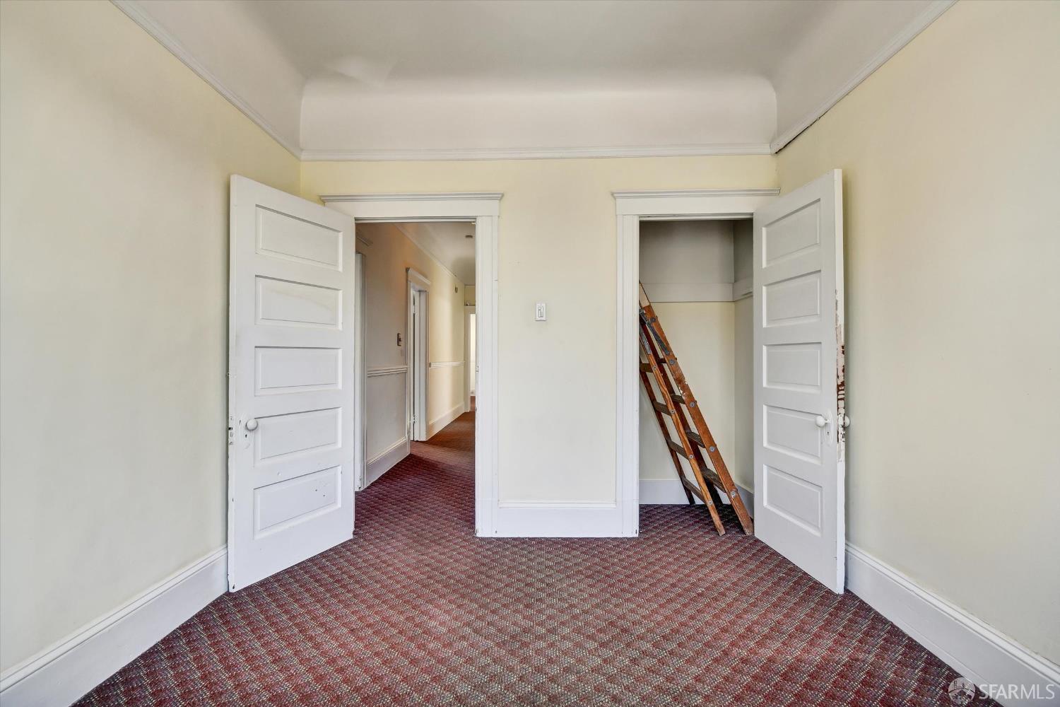 San Francisco, California 94110, United States, 5 Bedrooms Bedrooms, ,2 BathroomsBathrooms,Residential,Active,205147