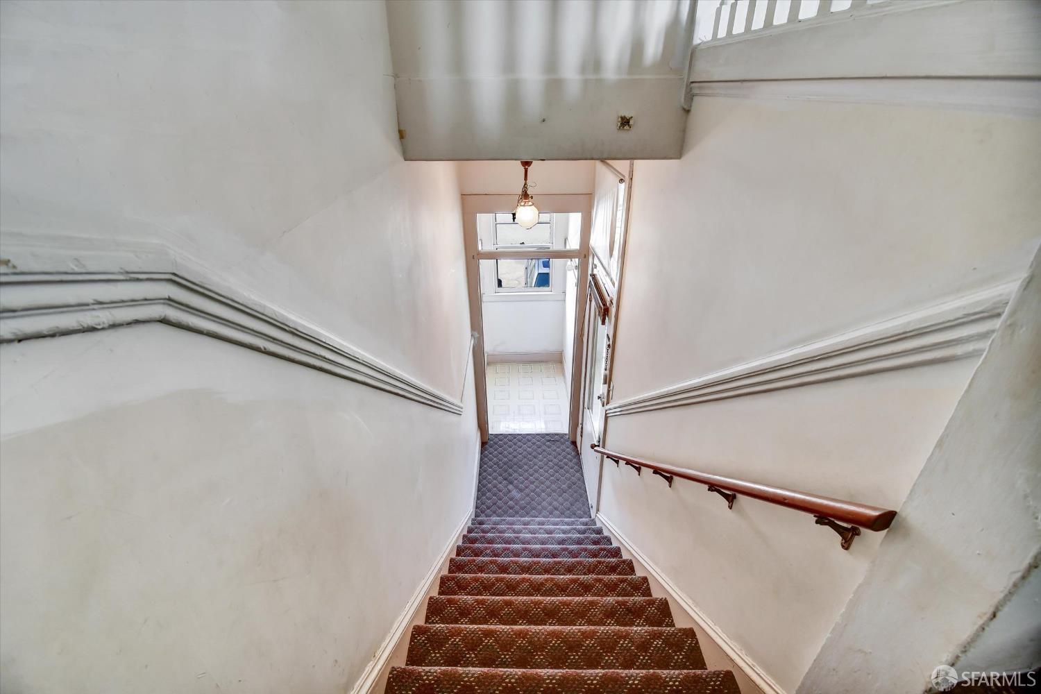 San Francisco, California 94110, United States, 5 Bedrooms Bedrooms, ,2 BathroomsBathrooms,Residential,Active,205147