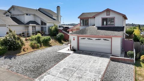 1437 Gateway Drive, Vallejo, CA 94589 - #: 324031339