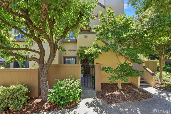 1949 HUXLEY CT, SAN JOSE, CA 95125 - Image e964a4c185aabace51c3e9ccea5ab03d/1633694930