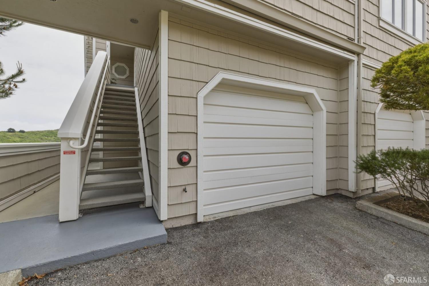 743 Green Ridge Drive 1