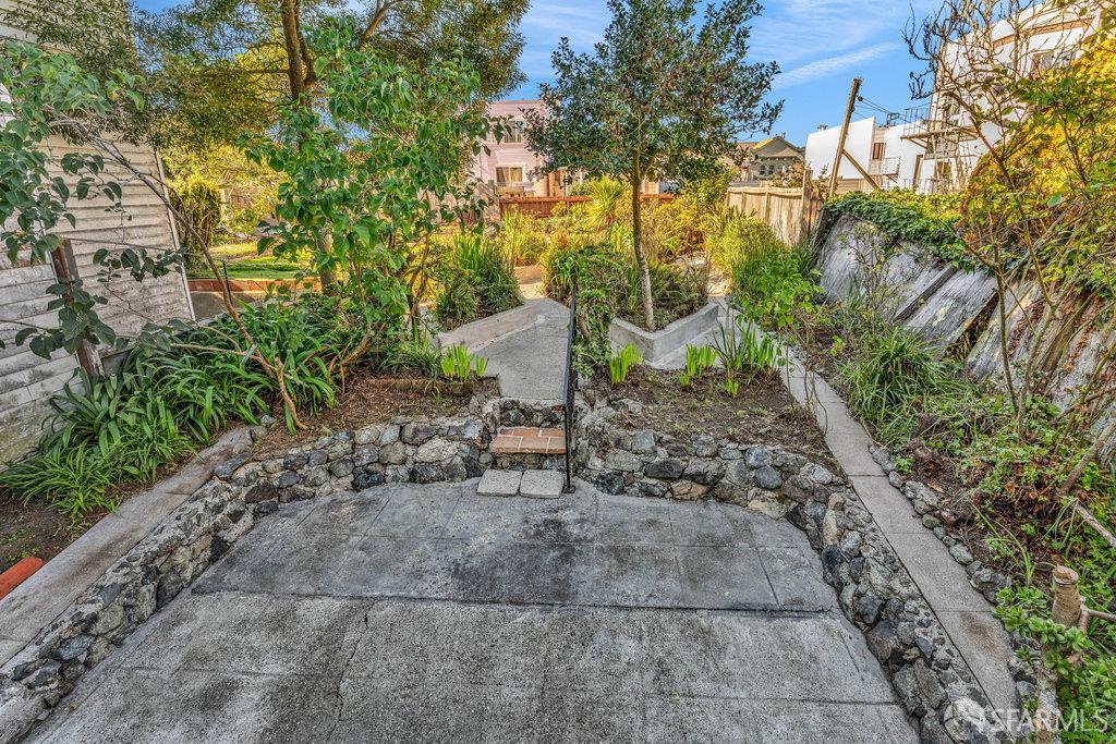 San Francisco, California 94121, United States, 3 Bedrooms Bedrooms, ,2 BathroomsBathrooms,Residential,Active,235998