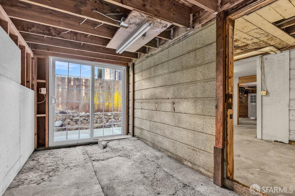 San Francisco, California 94121, United States, 3 Bedrooms Bedrooms, ,2 BathroomsBathrooms,Residential,Active,235998