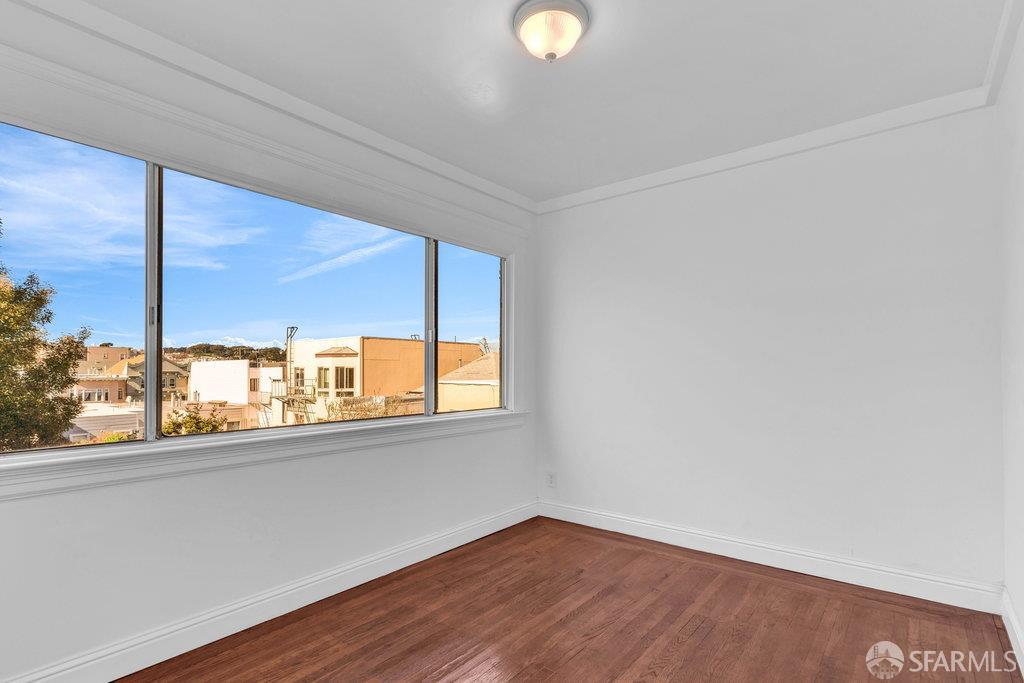 San Francisco, California 94121, United States, 3 Bedrooms Bedrooms, ,2 BathroomsBathrooms,Residential,Active,235998