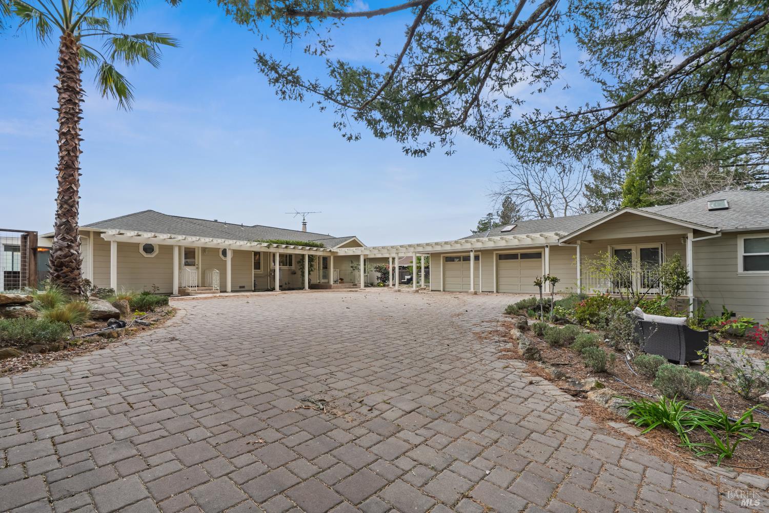490 Sunset Drive