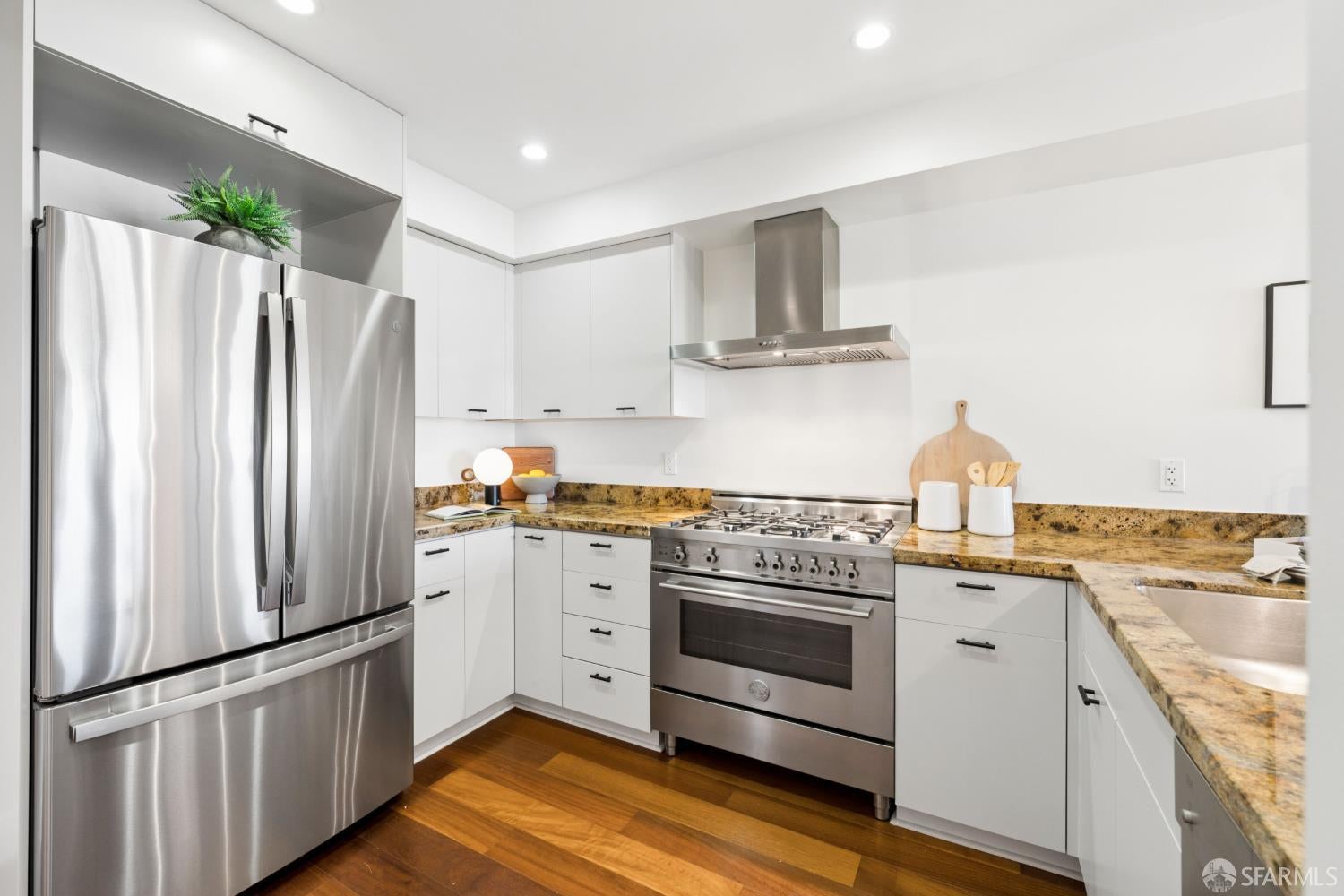3620 19th Street 30