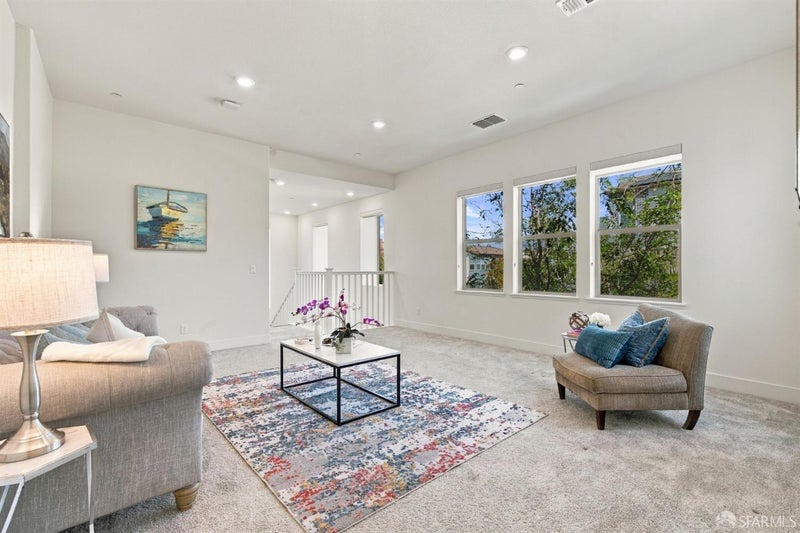 5892 Beechwood Loop