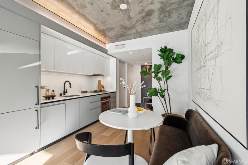 960 Market Street 1023