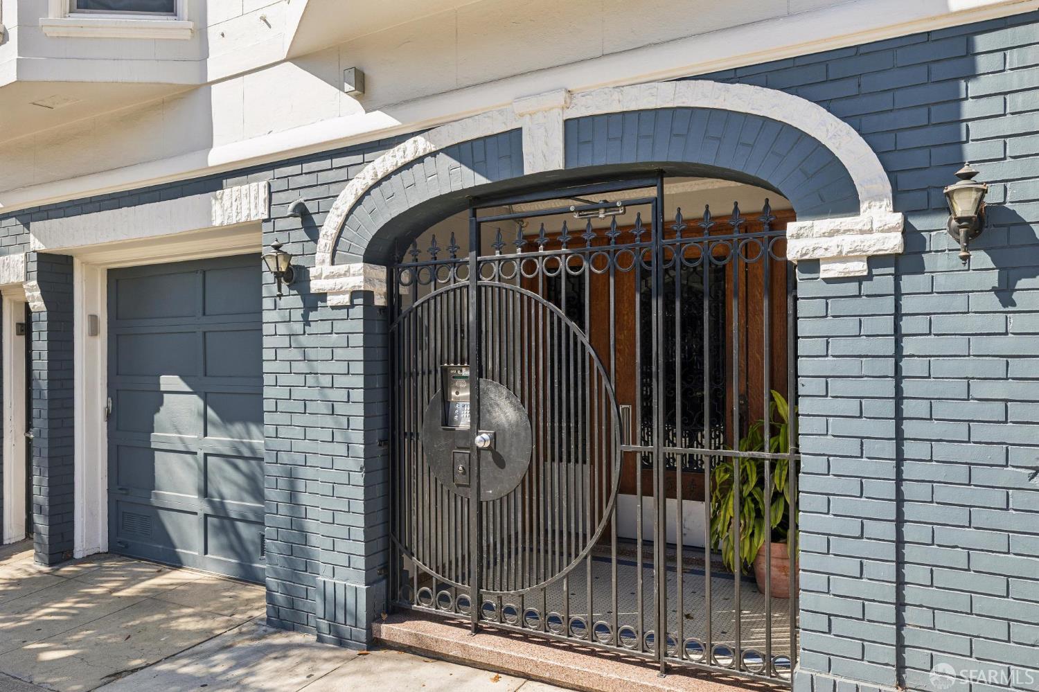 334 Noe Street