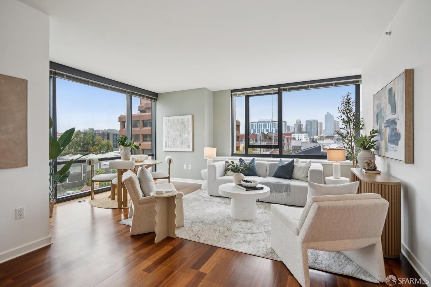 250 King Street 500