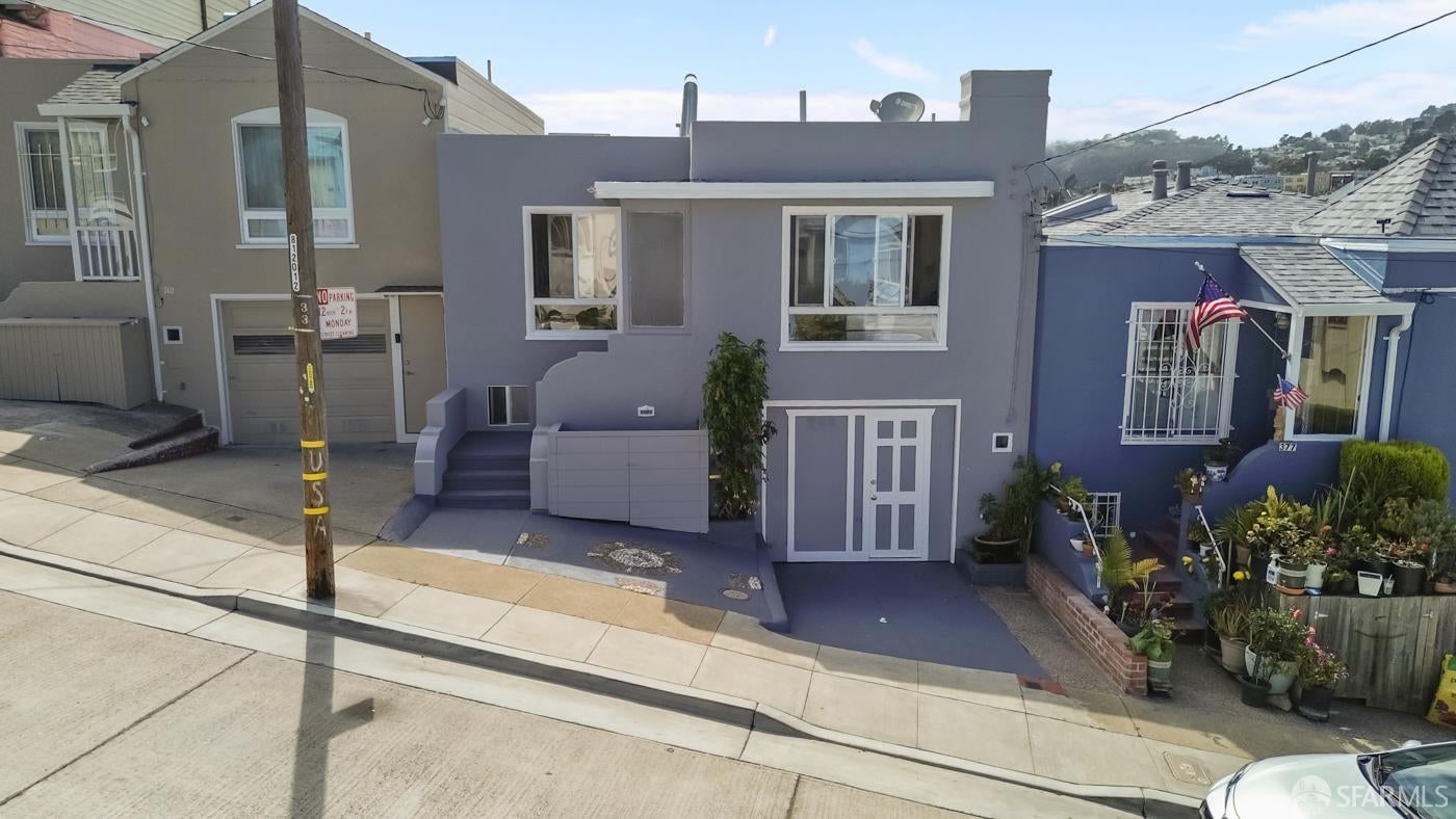 373 Maynard Street