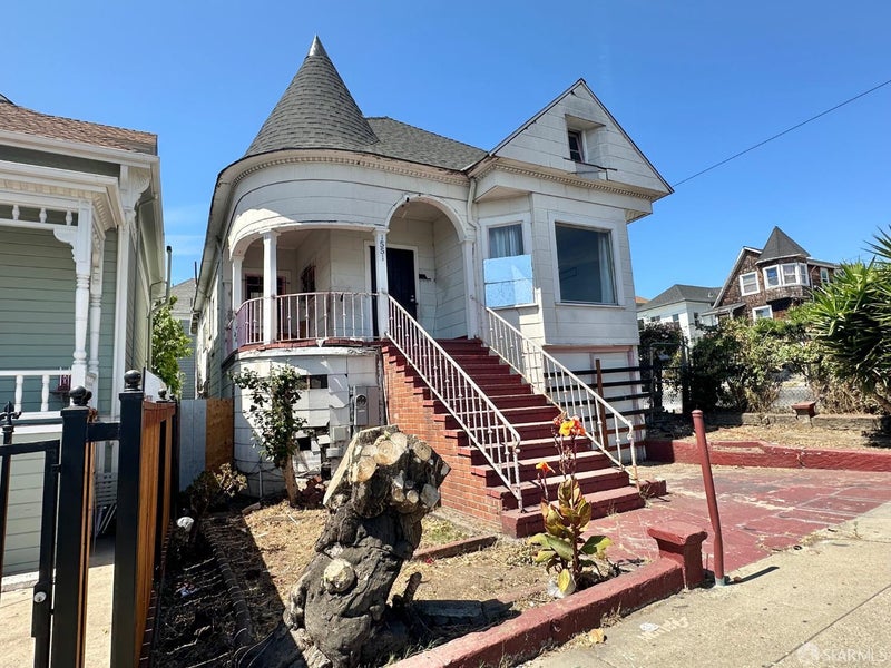 1551 22nd Avenue
