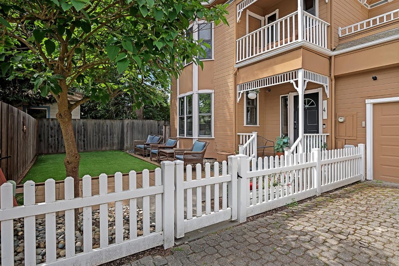 4 Dickens Terrace