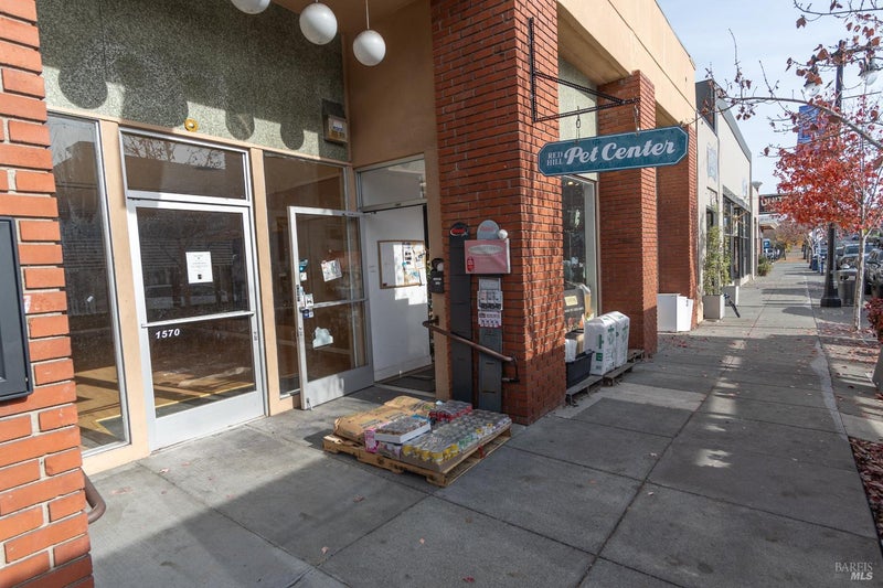 1566 4th Street