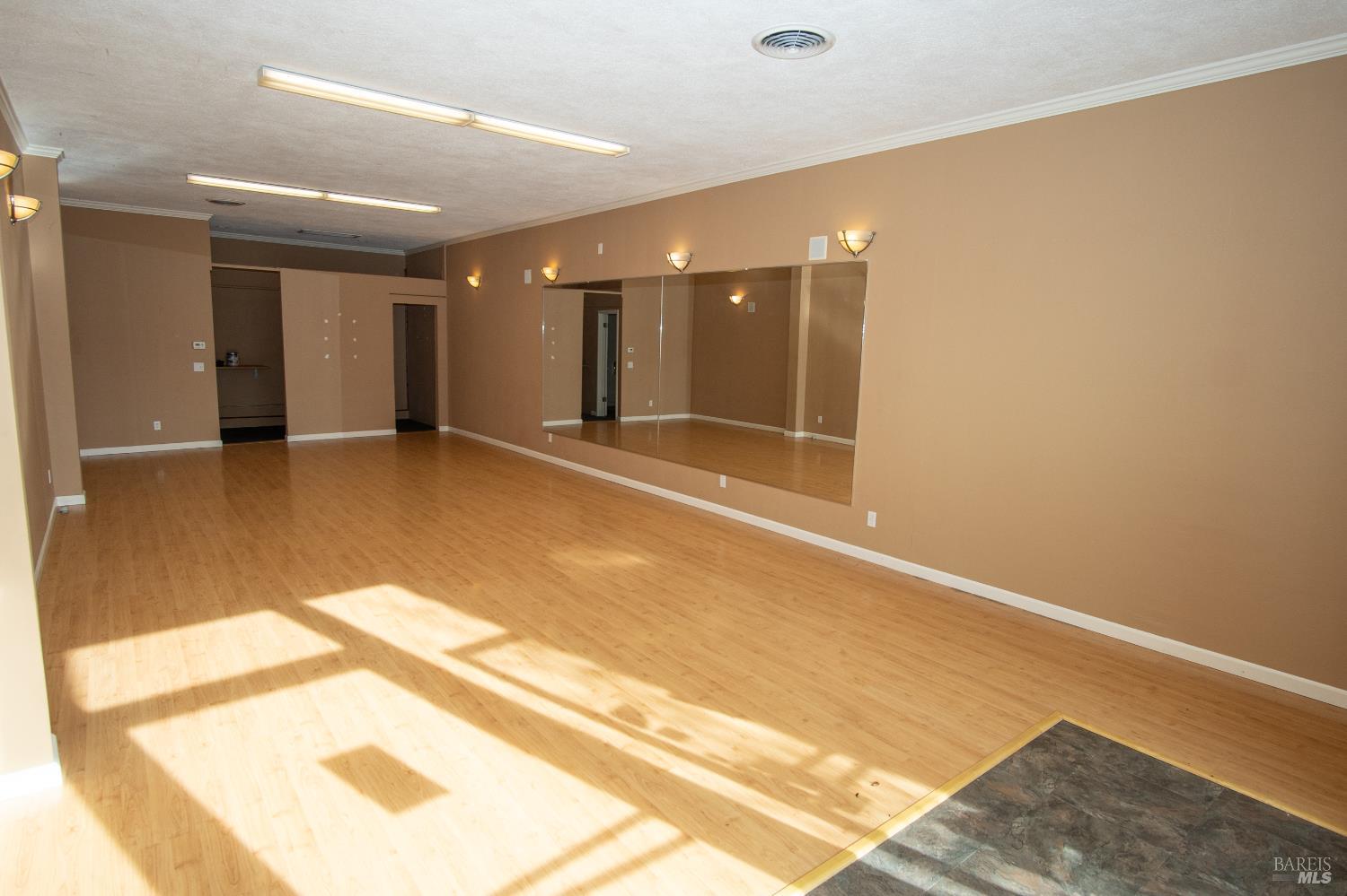 1566 4th Street